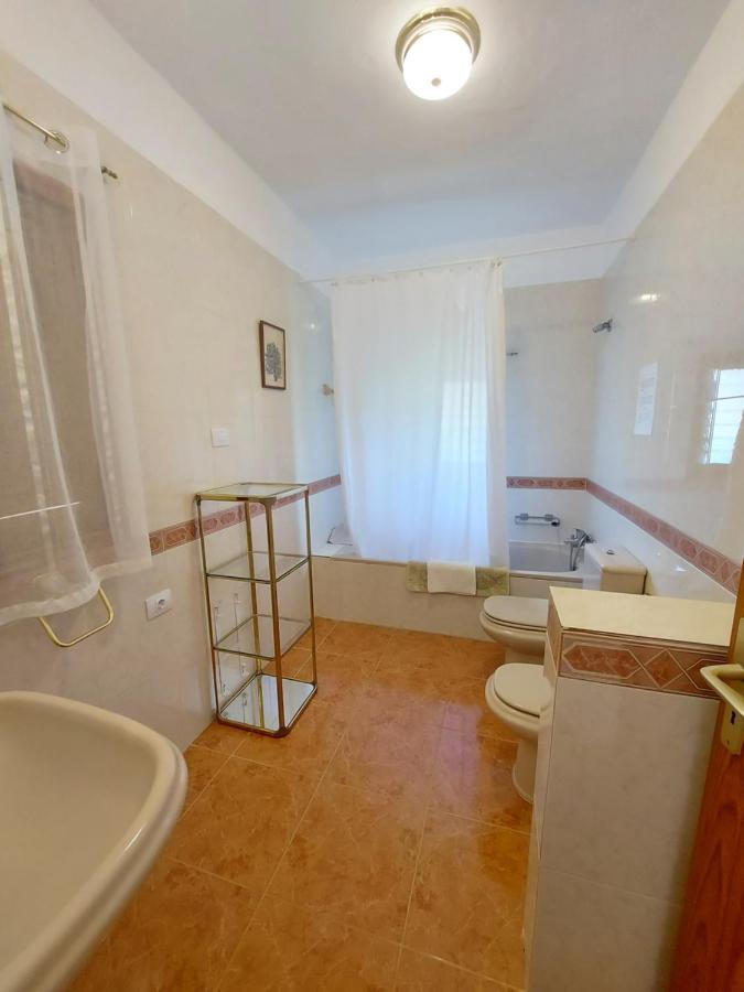 Villa Udilla Arona  Exteriör bild
