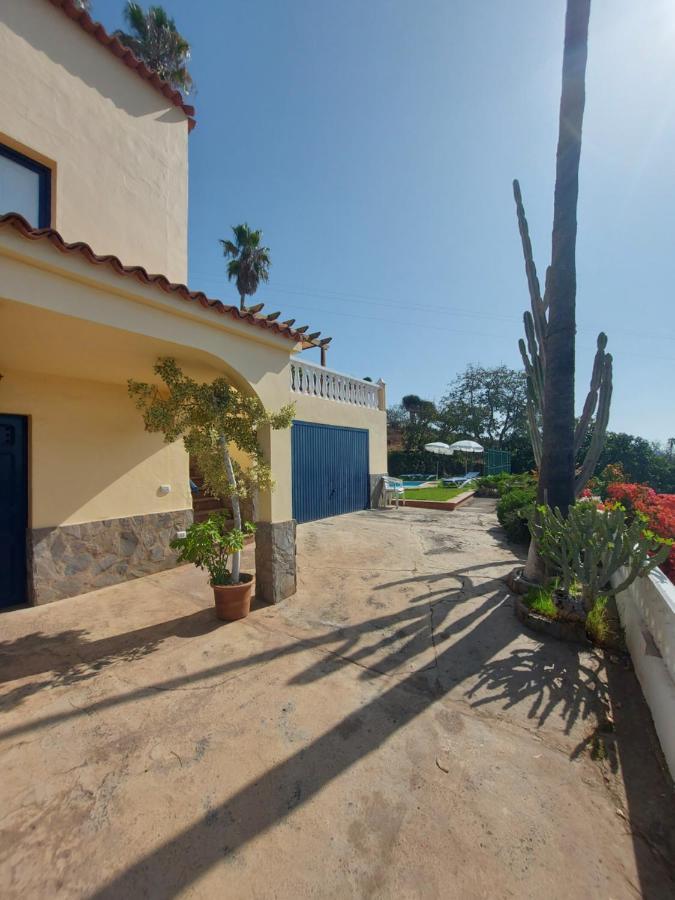 Villa Udilla Arona  Exteriör bild